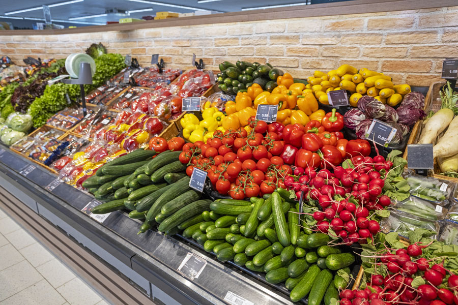 Frisches Obst und Gemüse bei EDEKA Schnalke